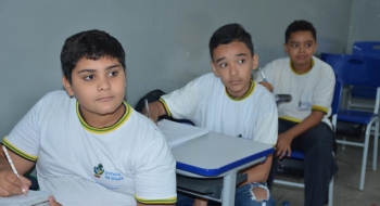 Governo de Goiás alerta para cuidados com as crianças na volta às aulas